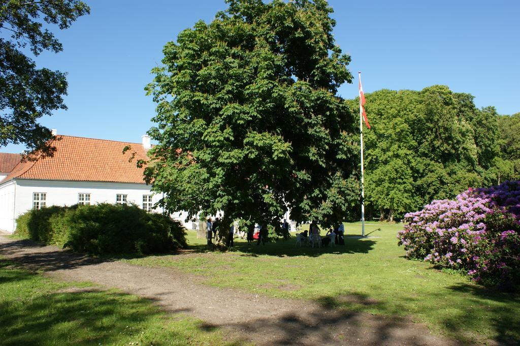 Store Restrup Manor House Esterno foto