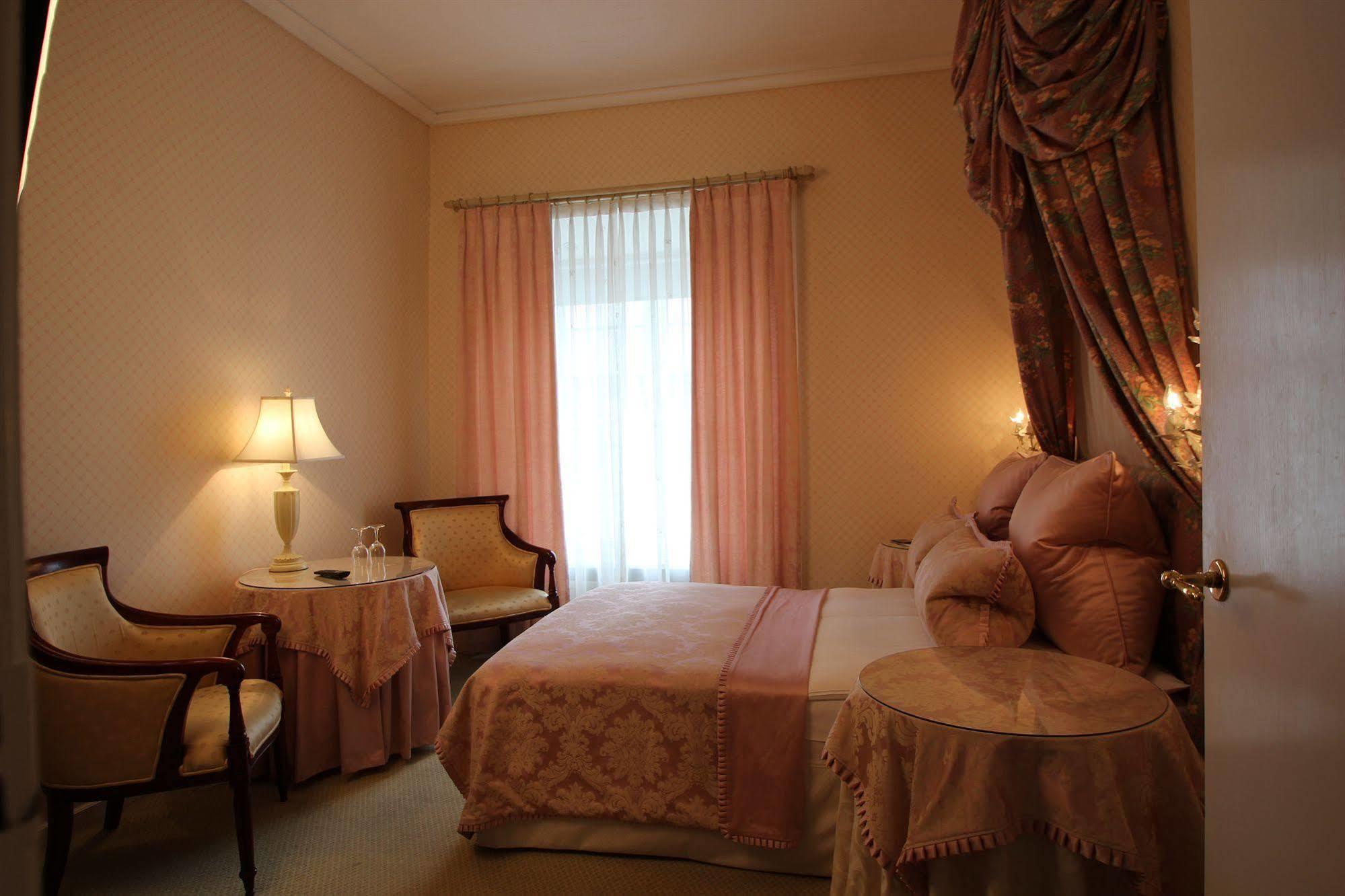 Store Restrup Manor House Esterno foto