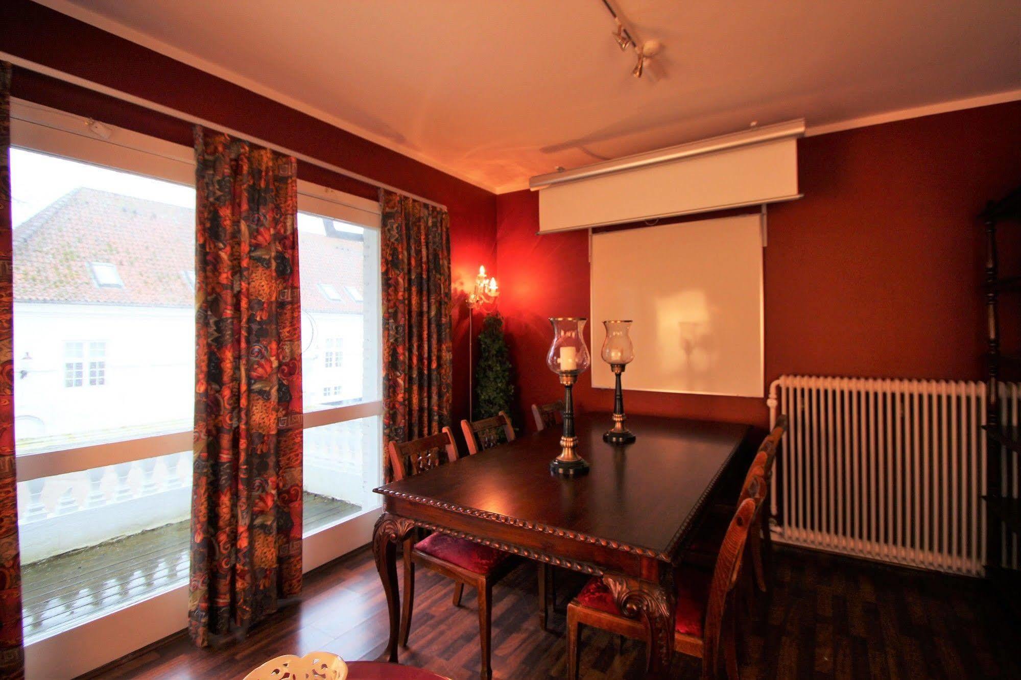 Store Restrup Manor House Esterno foto
